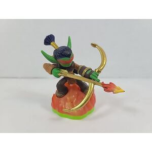 Activision Skylanders Giants Flameslinger Green Base With Card/Sticker‎